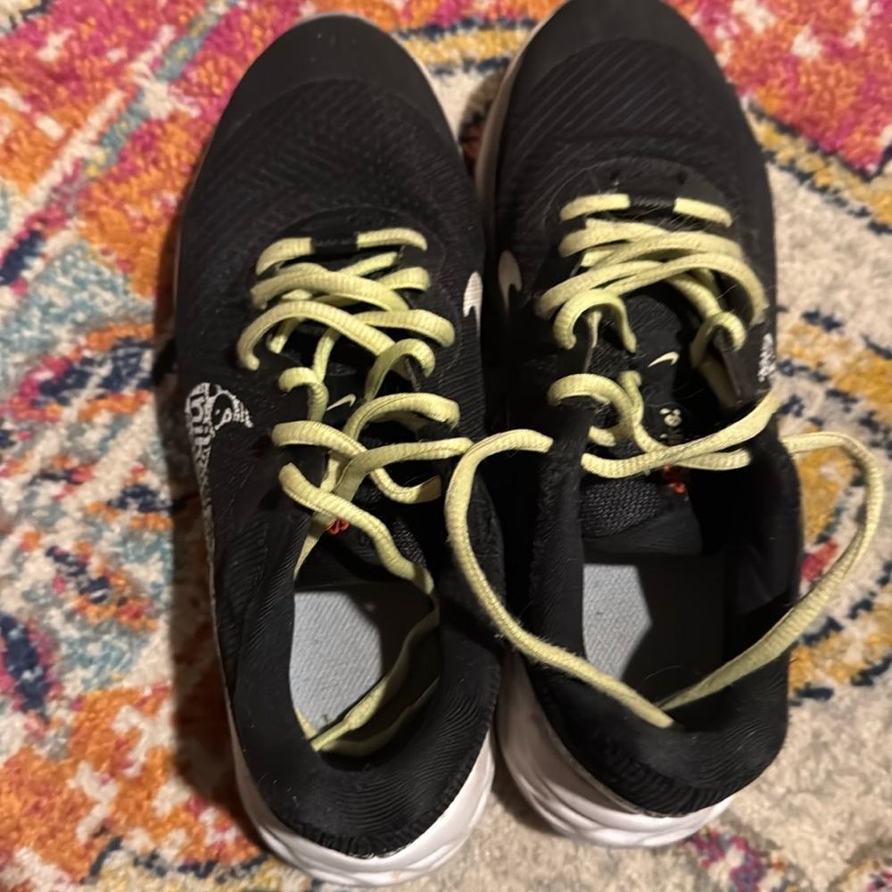 Nike running little boys running sneakers